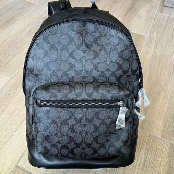 Coach West Backpack In Signature Canvas - Picture 3 of 10